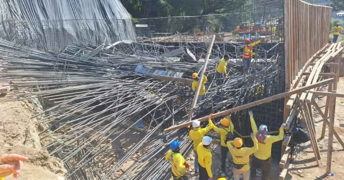 Cuatro lesionados en un nuevo desplome de estructura en los trabajos de la carretera Los Chorros.