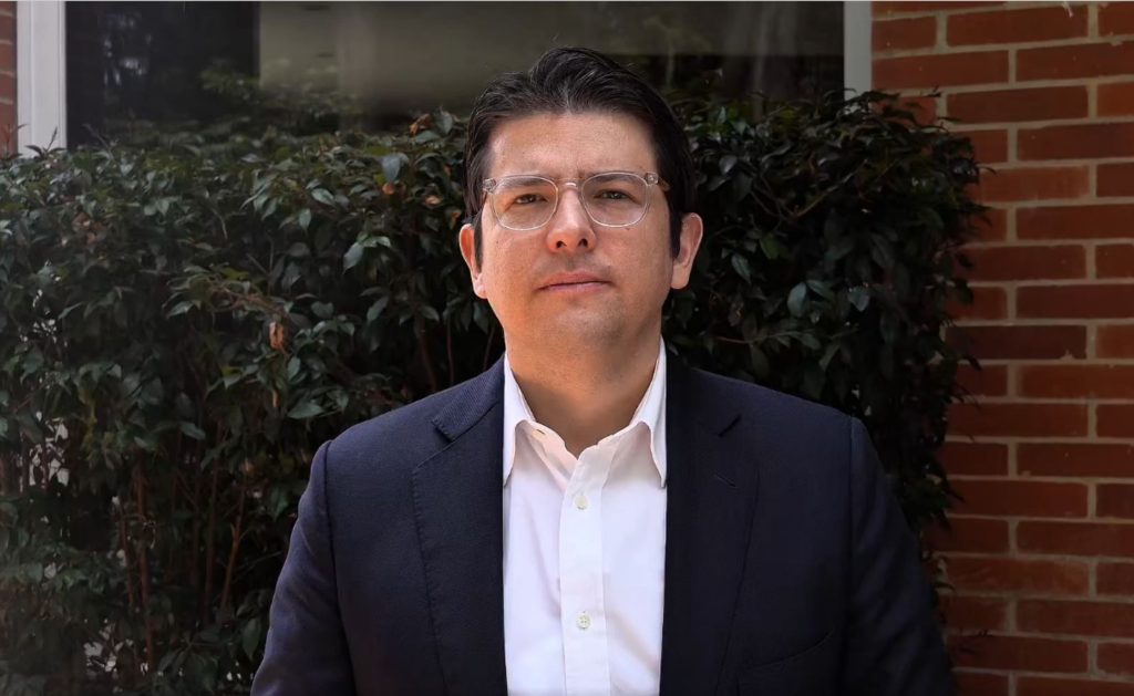 Foto del candidato Uribe