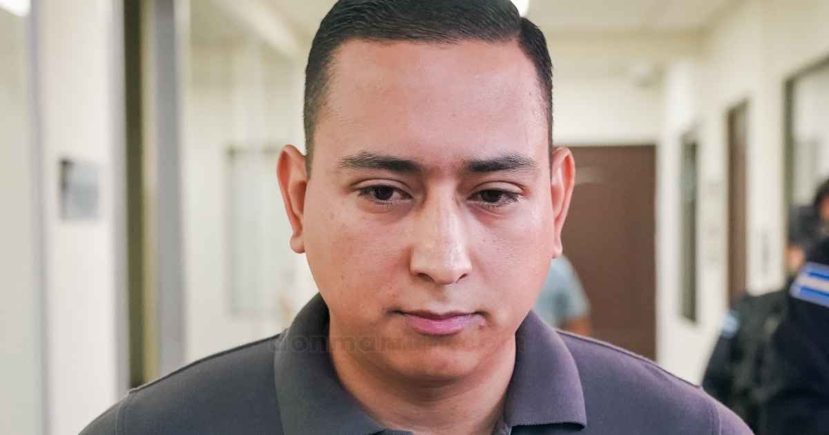 Capturan a exfiscal auxiliar acusado de cohecho activo