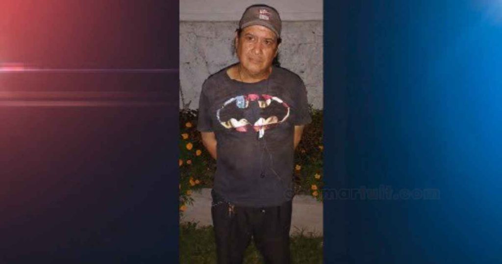 Capturan a hombre acusado de atacar con arma blanca a pasajero de un microbús